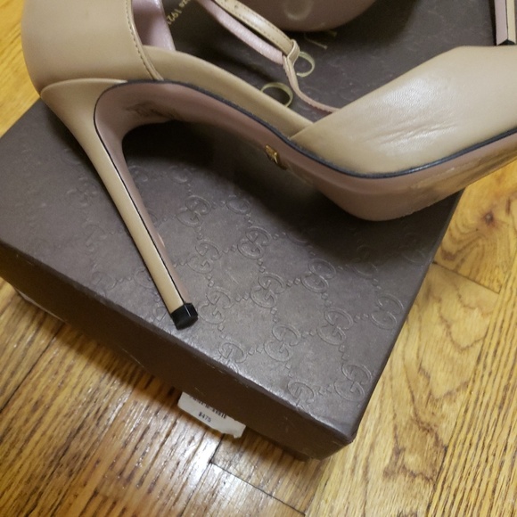 GUCCI STILETTOS (worn once) - Picture 3 of 4